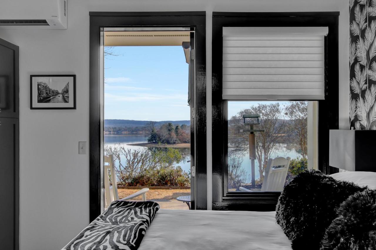 Lookout Point Lakeside Inn Hot Springs Bagian luar foto